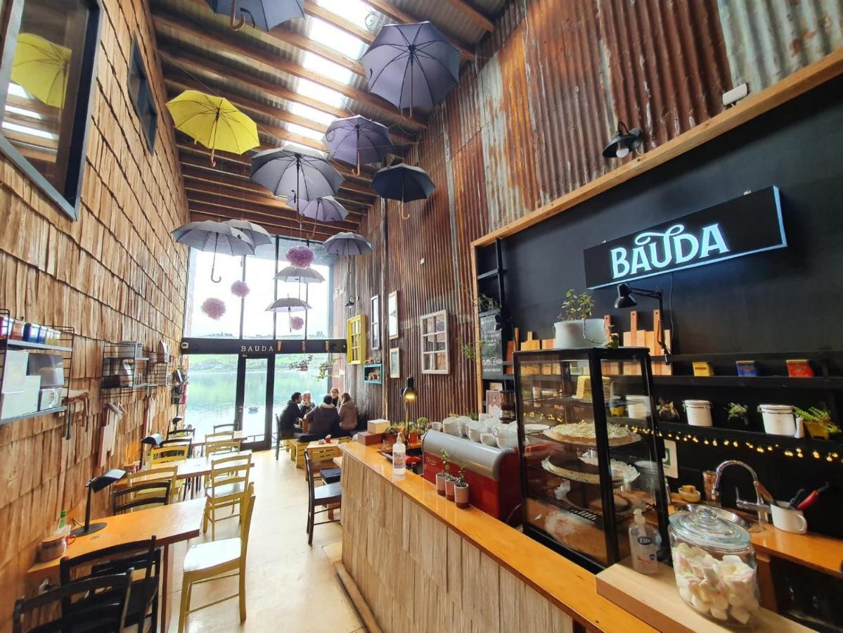 Hotel & Cafe Bauda Castro Exteriér fotografie